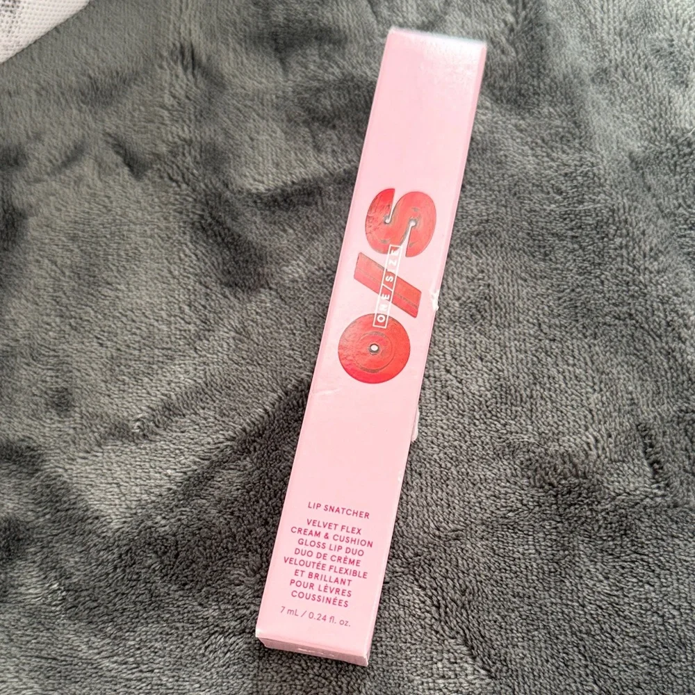 NIB .24oz O/S Mutha Starr Dual-Tone Lipstick
